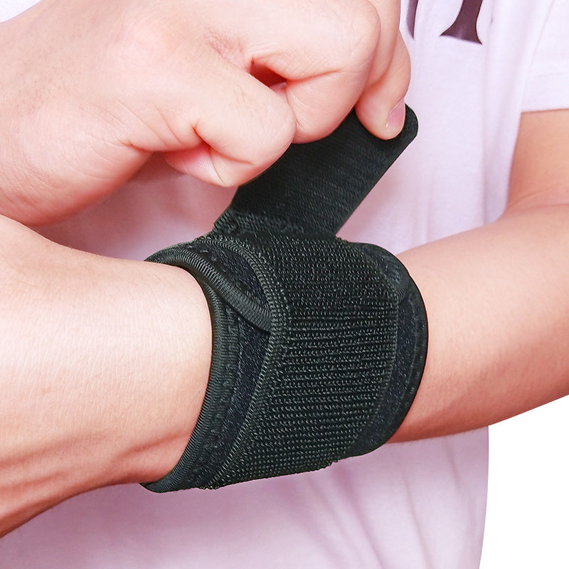 Strap adjustable sports wrist